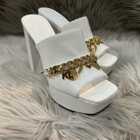 Karl Lagerfeld Haisley Patent Leather Slip-On Gold Charms. New with tags - Picture 4 of 9